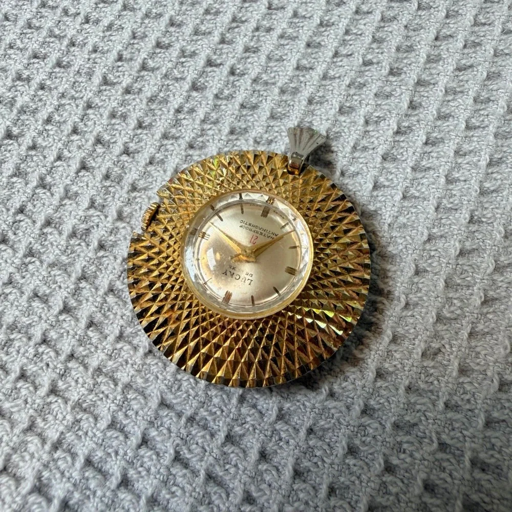 Vintage Lucky De Luxe 21 Jewel Pendant Watch Gold Tone Sunburst Waterproof